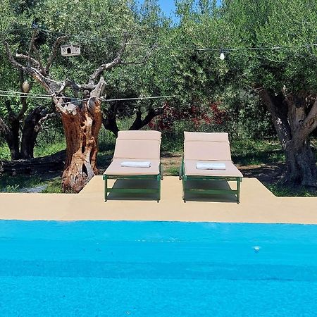 Sofiana'S Garden Retreat With Private Pool Leilighet Dhrapaniás Eksteriør bilde